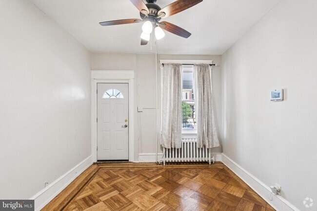 Building Photo - 5340 N 12th St Rental