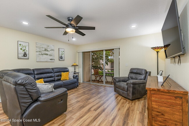 Photo - 2503 Bogey Ln Unit 6-B