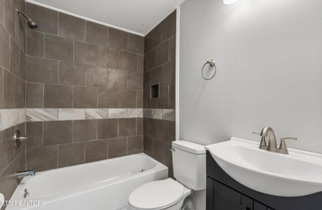Photo - 401 N Kingston Ave