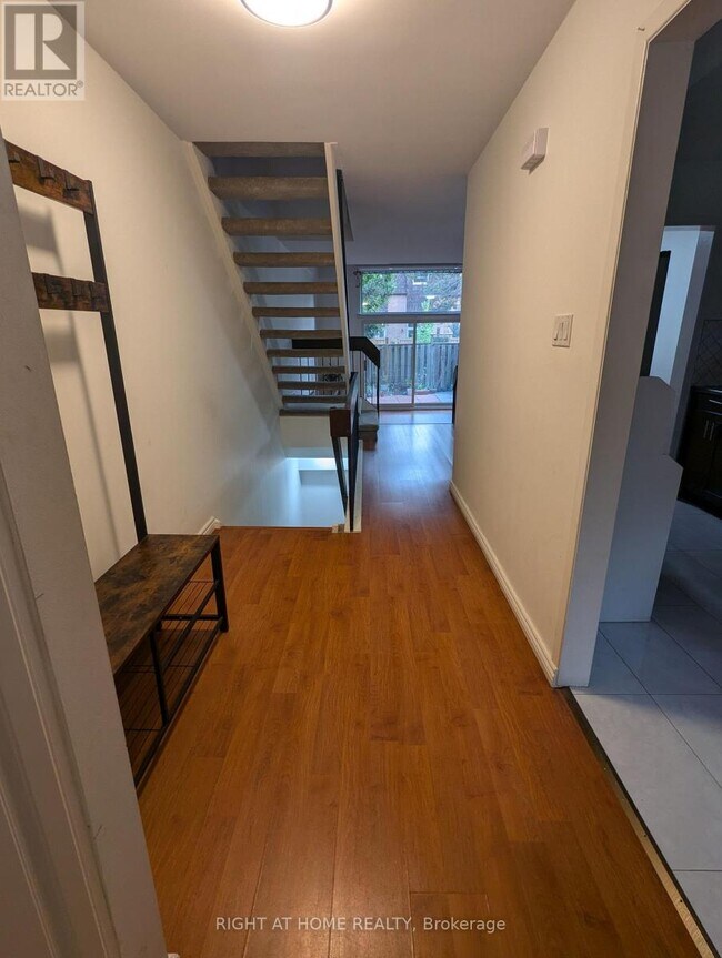 Photo - 20 Hainford St