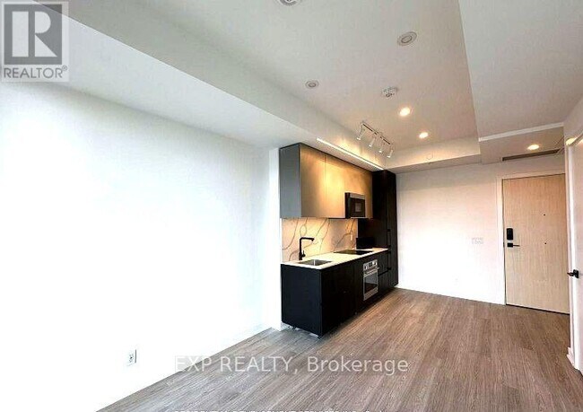 Photo - 699 Sheppard Ave E Unit 907