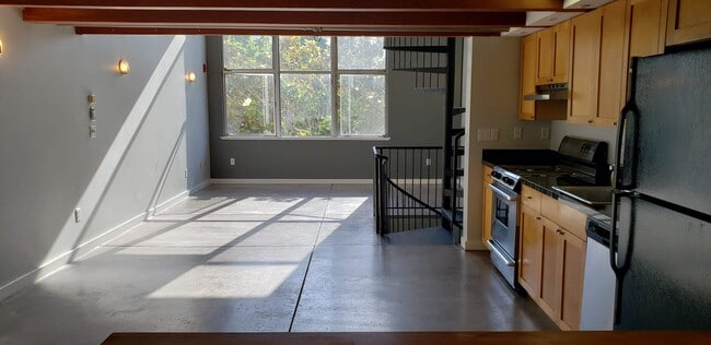 Al entrar en la unidad desde el pasillo - 701 Pennsylvania Ave Unidad 103