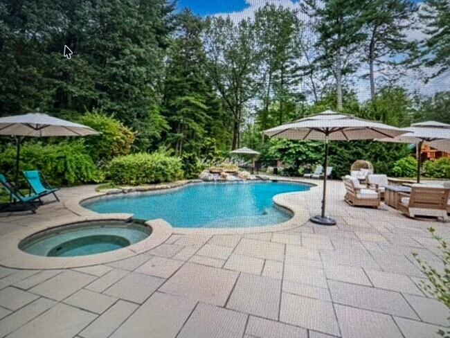 Photo - 40 Grandview Rd