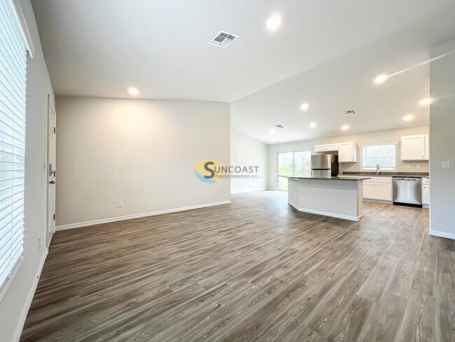 Photo - 1492 Biscayne Dr