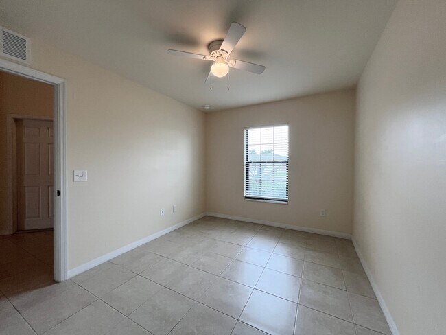 Photo - 3320 SW 7th Pl