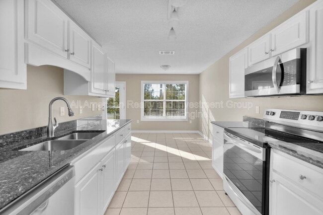 Photo - 722 Marsh Harbor Dr