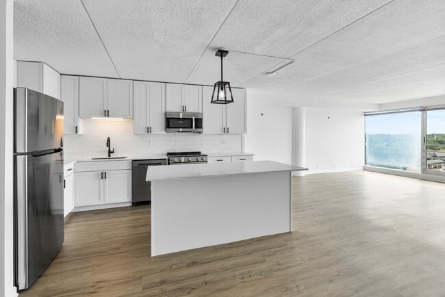 Photo - 1770 First Street | Downtown Highland Park, IL Unit 703