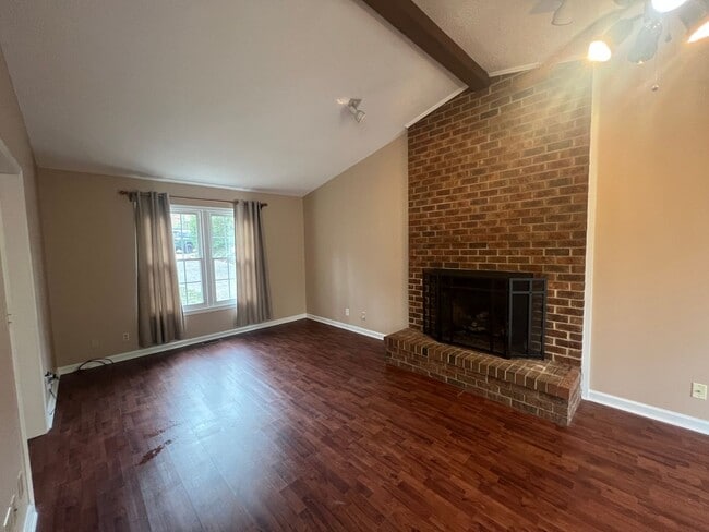 Photo - 1201 Linton Ct