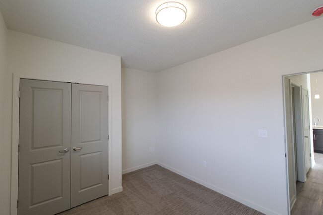 48 South Apartments
