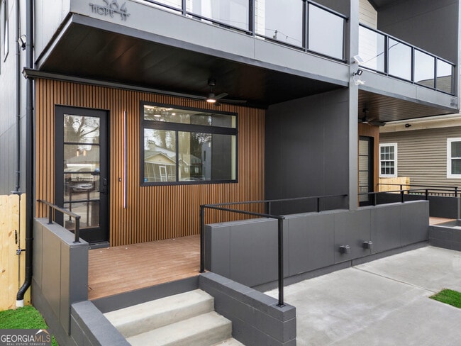 Photo - 582 Hope St SW