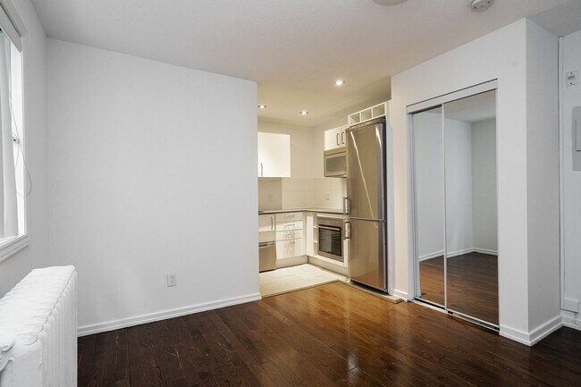 Photo - 56 Maitland Street Unit 206