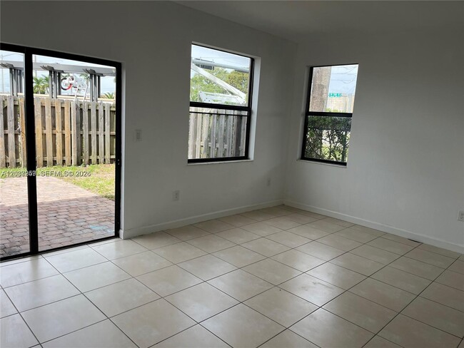 Photo - 24804 SW 116th Ave