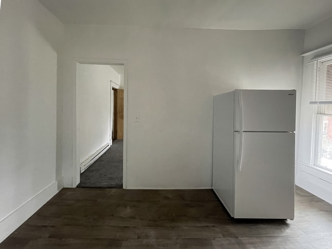 Photo - 626-628 W Main St Unit 626 #2