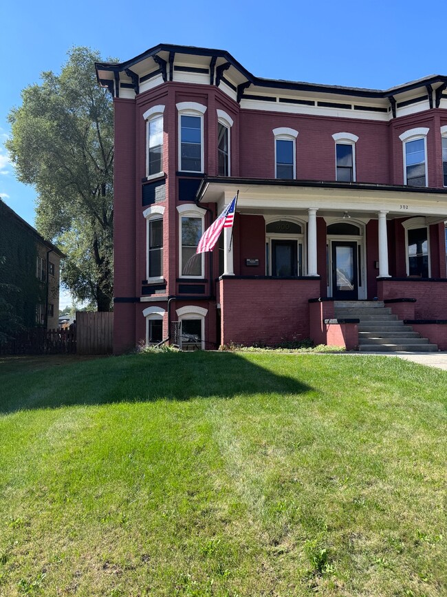 Photo - 300 Douglas Ave Townhome