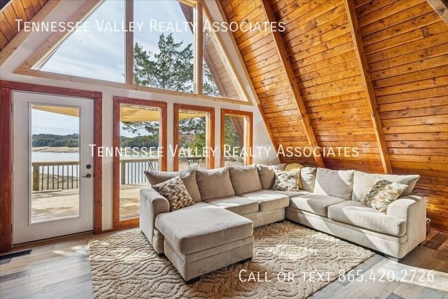 Photo - 2050 Chapel Rd