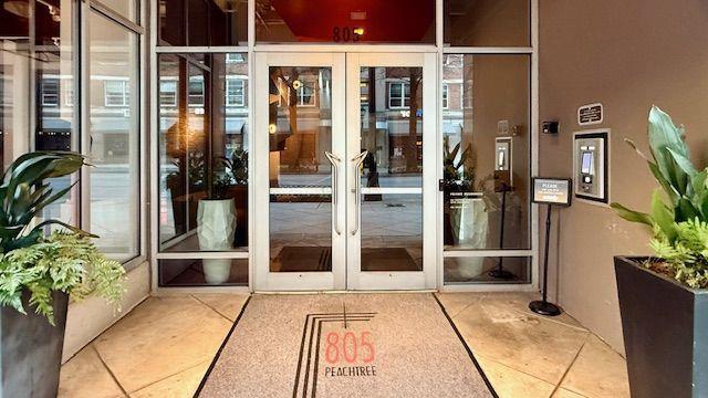Building Photo - 805 Peachtree St NE Unit #219