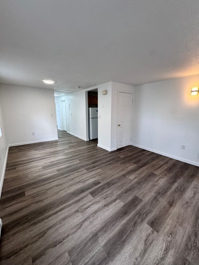 Photo - 17 Basset street Unit A