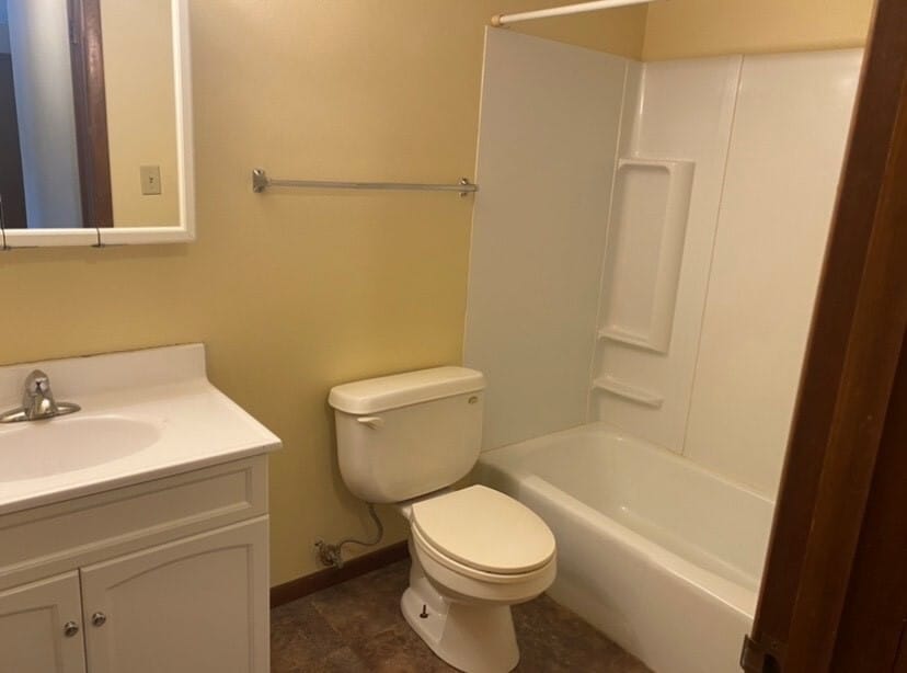 Photo - 1810 A Ave NE