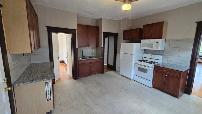 Updated Kitchen - 2717 Aldrich Ave N Unit 2