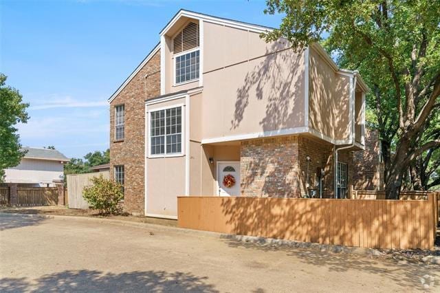 Building Photo - 2411 Northlake Ct Rental