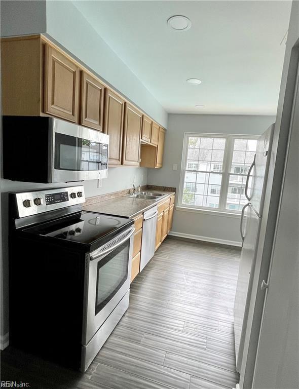 Photo - 620 Shoreham Ct Unit 304