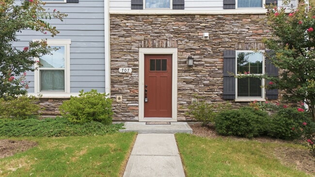 707 Channing Park Cir