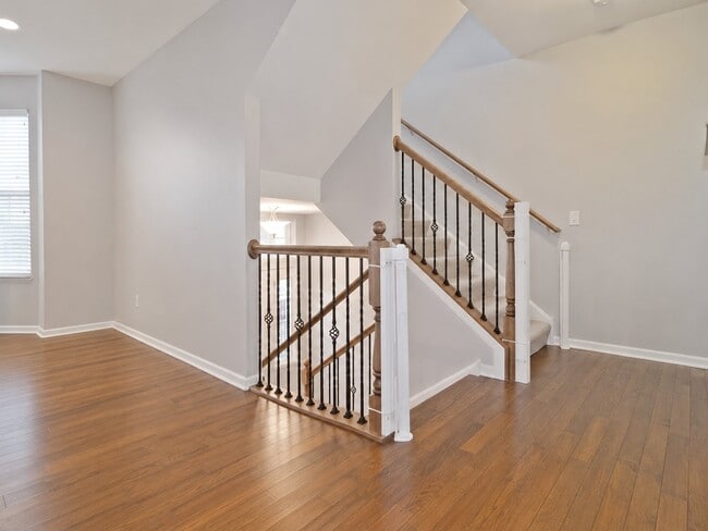 Photo - 1641 Dogwood Ln