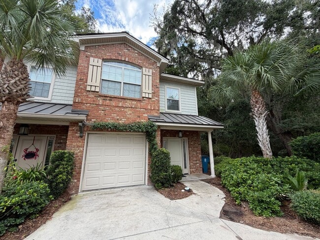 Building Photo - 501 Reserve Ln