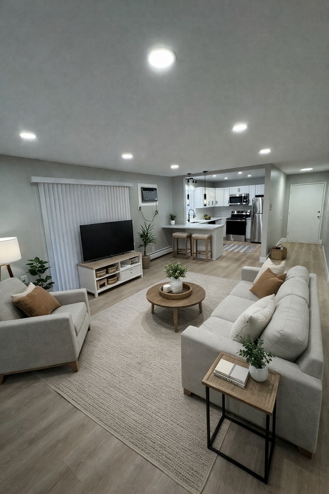 Photo - Z on Coolidge Unit 3