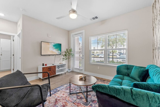 Photo - 12570 Windy Pointe Lp Unidad ID1314674P