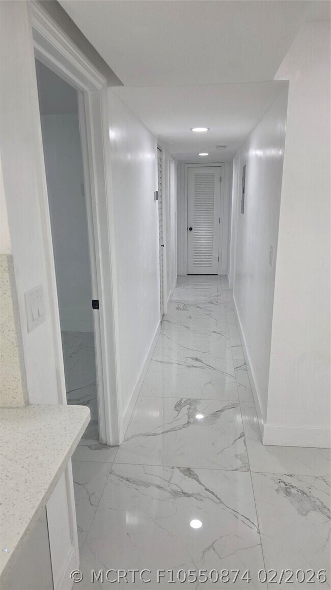 Photo - 5332 NW 18th St Unit 1-O