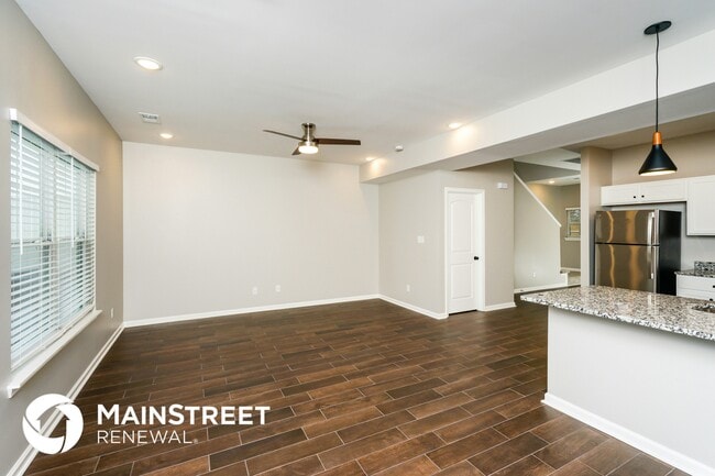 Photo - 2061 Paddle Wheel Dr