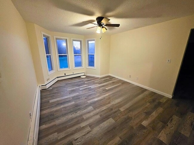 Photo - 18 Barclay St Unit 2