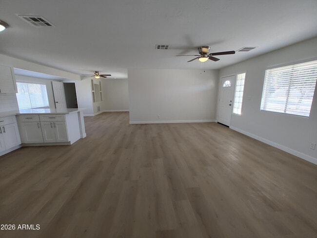 Photo - 2316 E Karen Dr