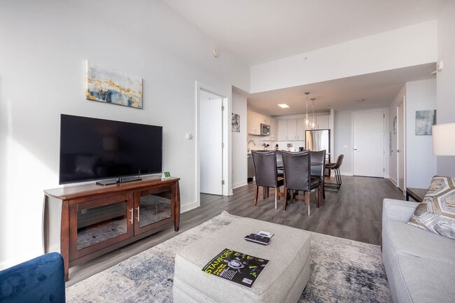 Photo - 405 Atlantic St Unidad FL19-ID1050446P