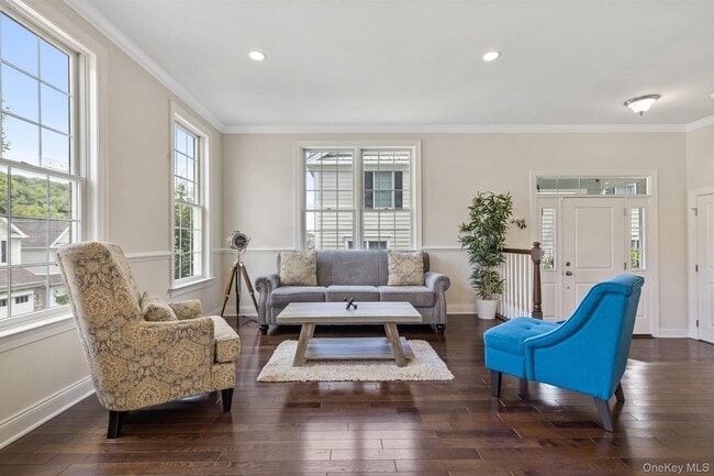 Photo - 19 Dennis Ln