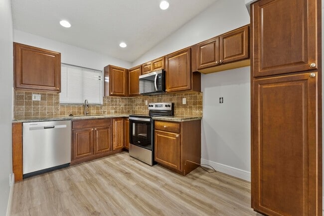 Photo - 2900 Olivewood Terrace Unit O201