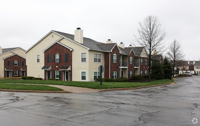 Primary Photo - Tomahawk Creek Condominiums