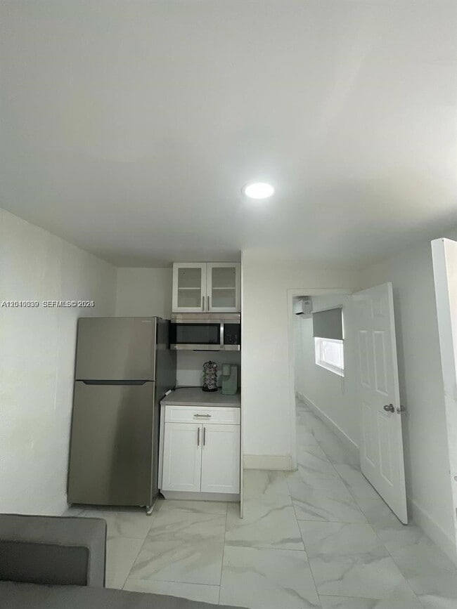Photo - 2320 SW 44th St