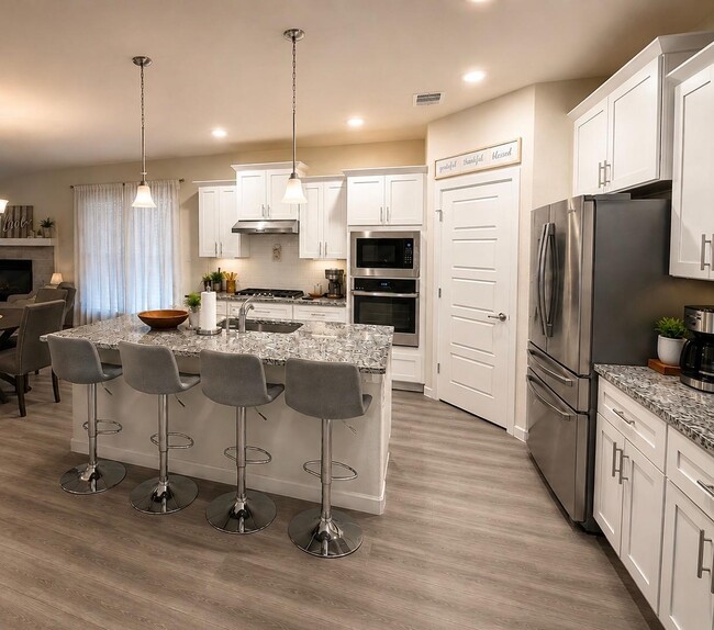Photo - 1008 Mosby Ln