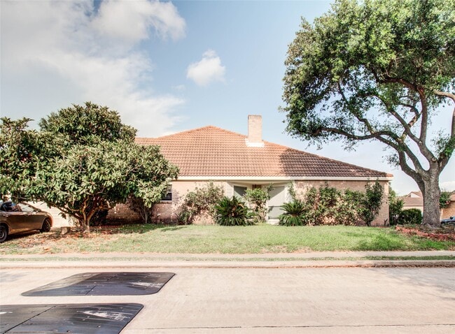 Photo - 14226 Woodnook Dr