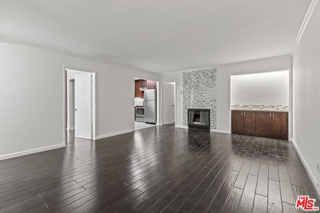 Photo - 1033 6th St Casa