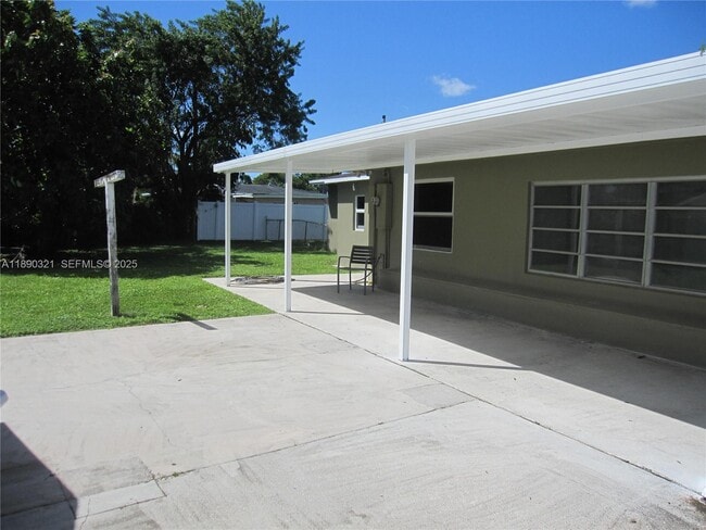 Photo - 3151 SW 37th Terrace