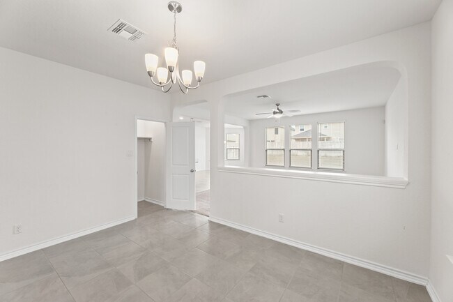 Photo - 412 Deer Crest Dr