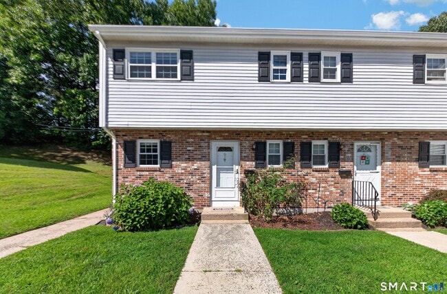 Building Photo - 9 Carter Heights Unit 9