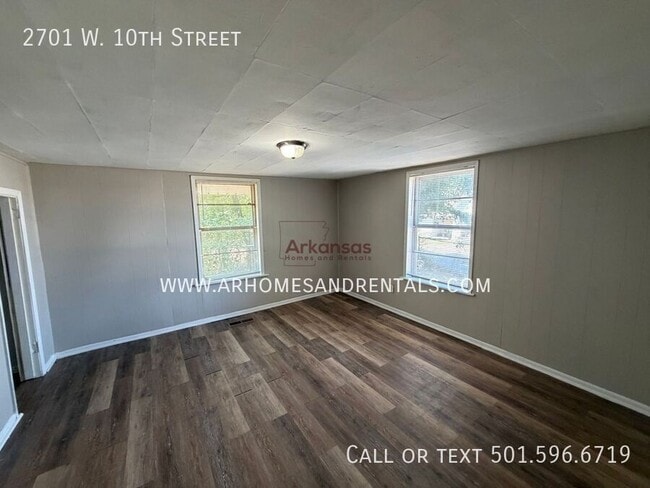 Photo - 2701 W 10th St