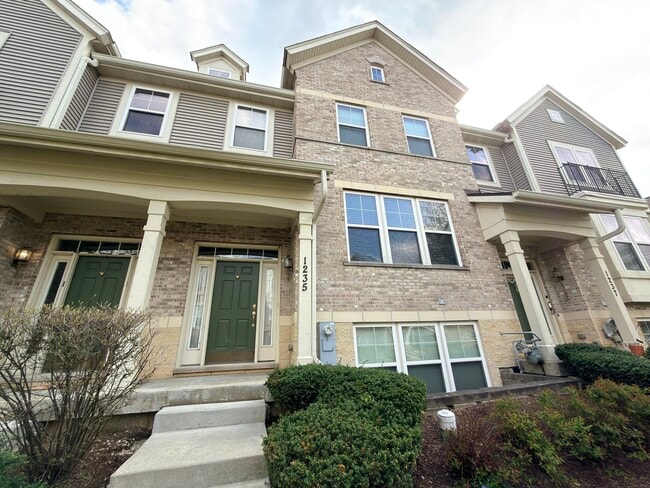 Building Photo - 1235 Tuscany Dr