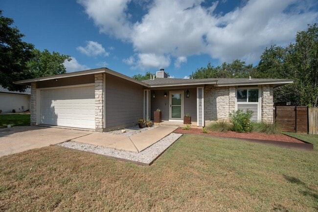 Photo - 8404 Hornet Dr