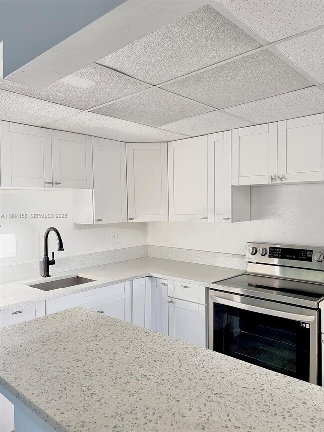 Photo - 1477 SW 24th Ct Unit 6