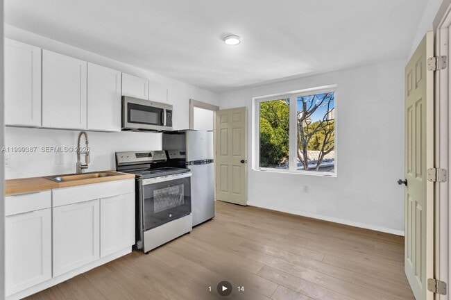 Photo - 709 SW 4th Ct Unit 201